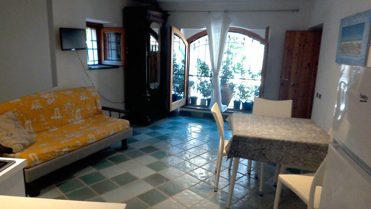 Le Stanze Di Mamma Pia Apartment กาซัลเวลิโน ภายนอก รูปภาพ